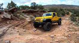 Jeep Wrangler JK8 Independance tate du terrain